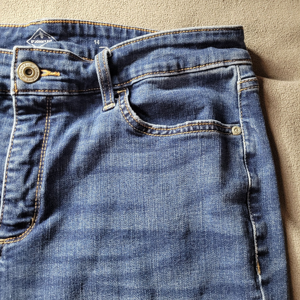 St Johns Bay Womens Jeans Size 14 Dark Wash Painters Recycle - Picture 13 of 14